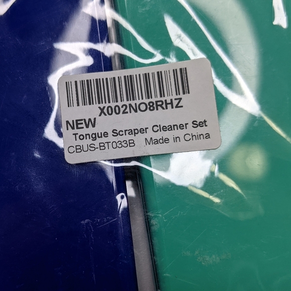 NWT Tongue Scrapers - Pack of 2 ππ
- Picture 4 of 6